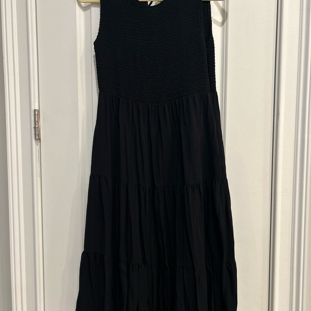 Vince Camuto Black Sleeveless Maxi Dress